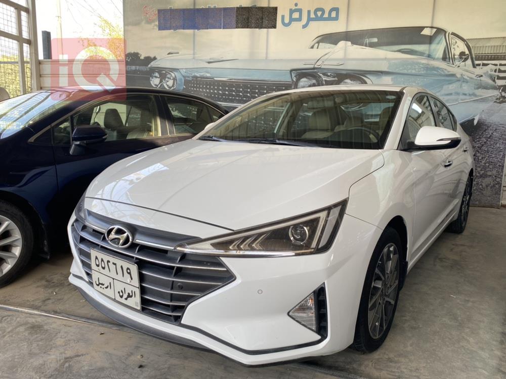 هیوندای ئەلەنترا